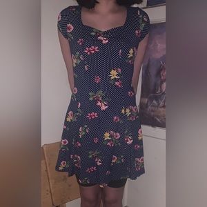 Floral white polka dots navy blue dress size xs